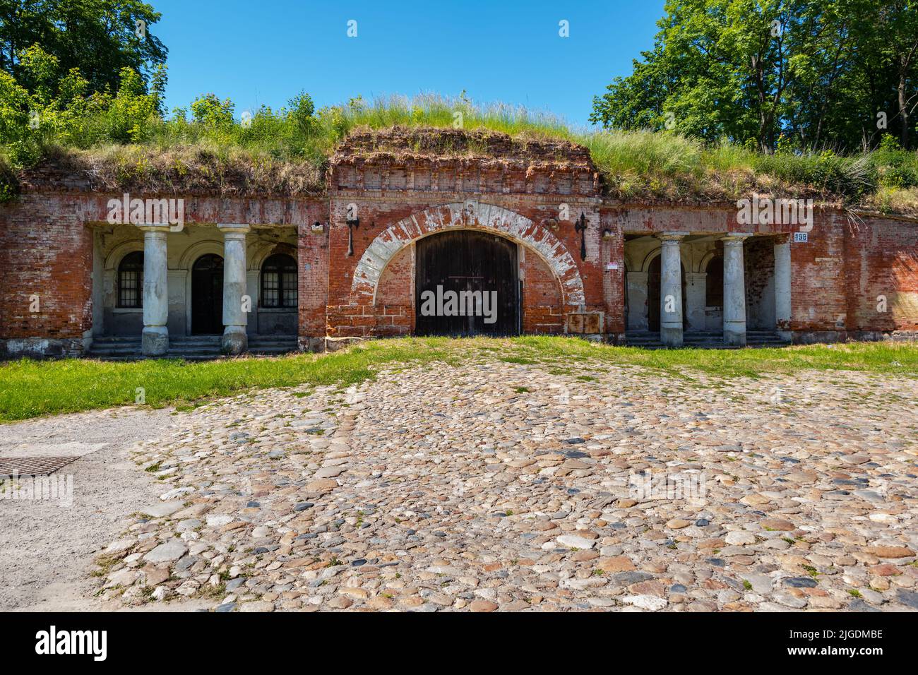 Prince Poniatowski Gate (Brama Poniatowskiego) from 1836 in Modlin Fortress (Twierdza Modlin), Nowy Dwór Mazowiecki, Poland. Stock Photo