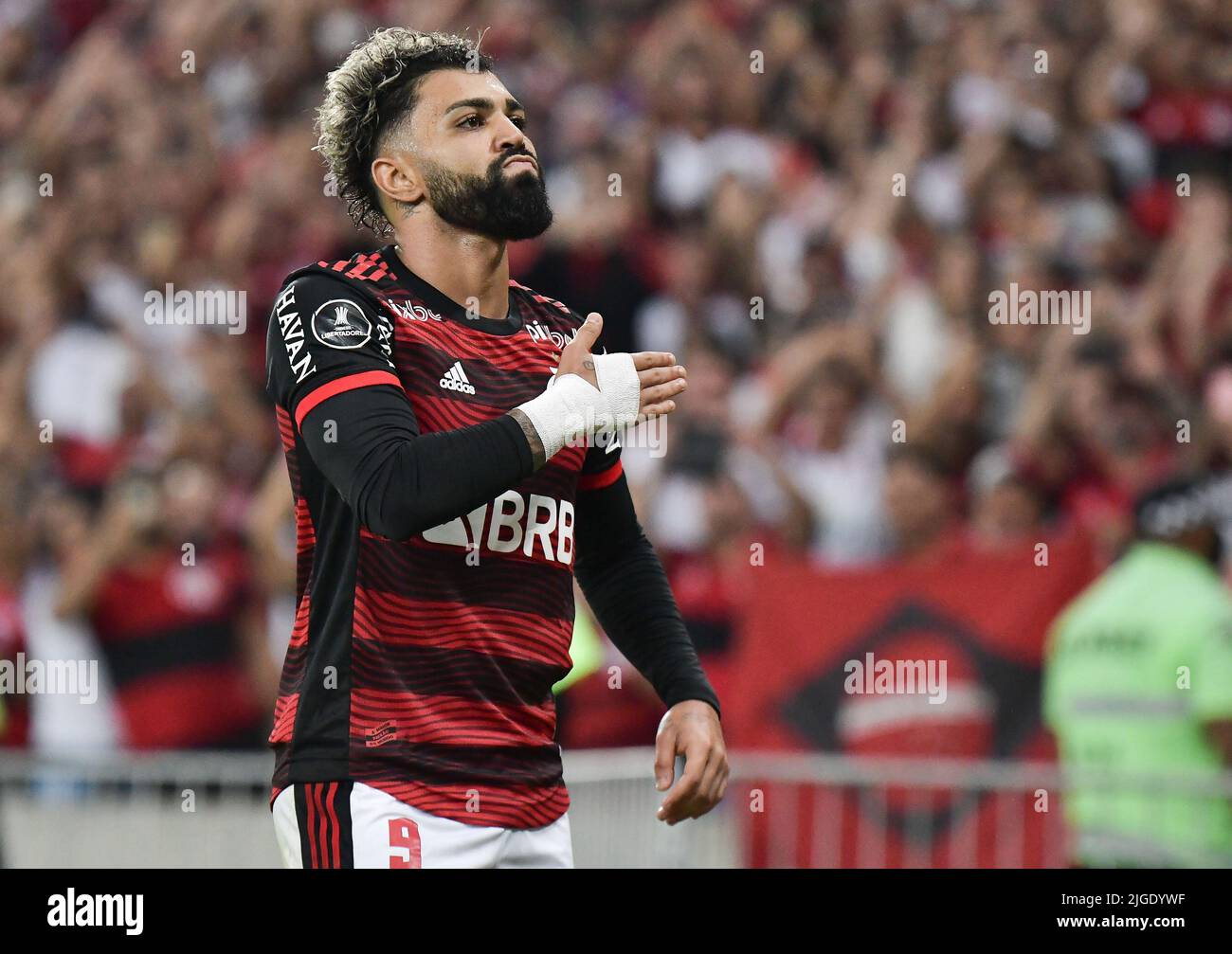 Gabriel Barbosa do Flamengo, comemora o seu gol durante a partida entre Flamengo e Tolima (COL), pelas oitavas de final da Copa Libertadores 2022, no Estádio do Maracanã nesta quarta-feira 06. / PRESSINPHOTO / PRESSINPHOTO Stock Photo