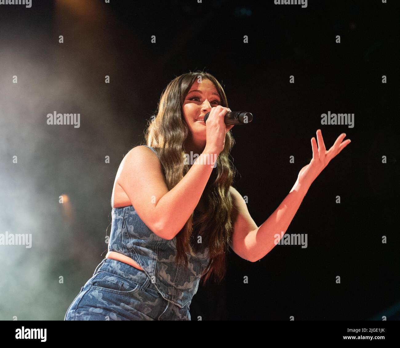 Kacey musgraves 2022 hi-res stock photography and images - Alamy