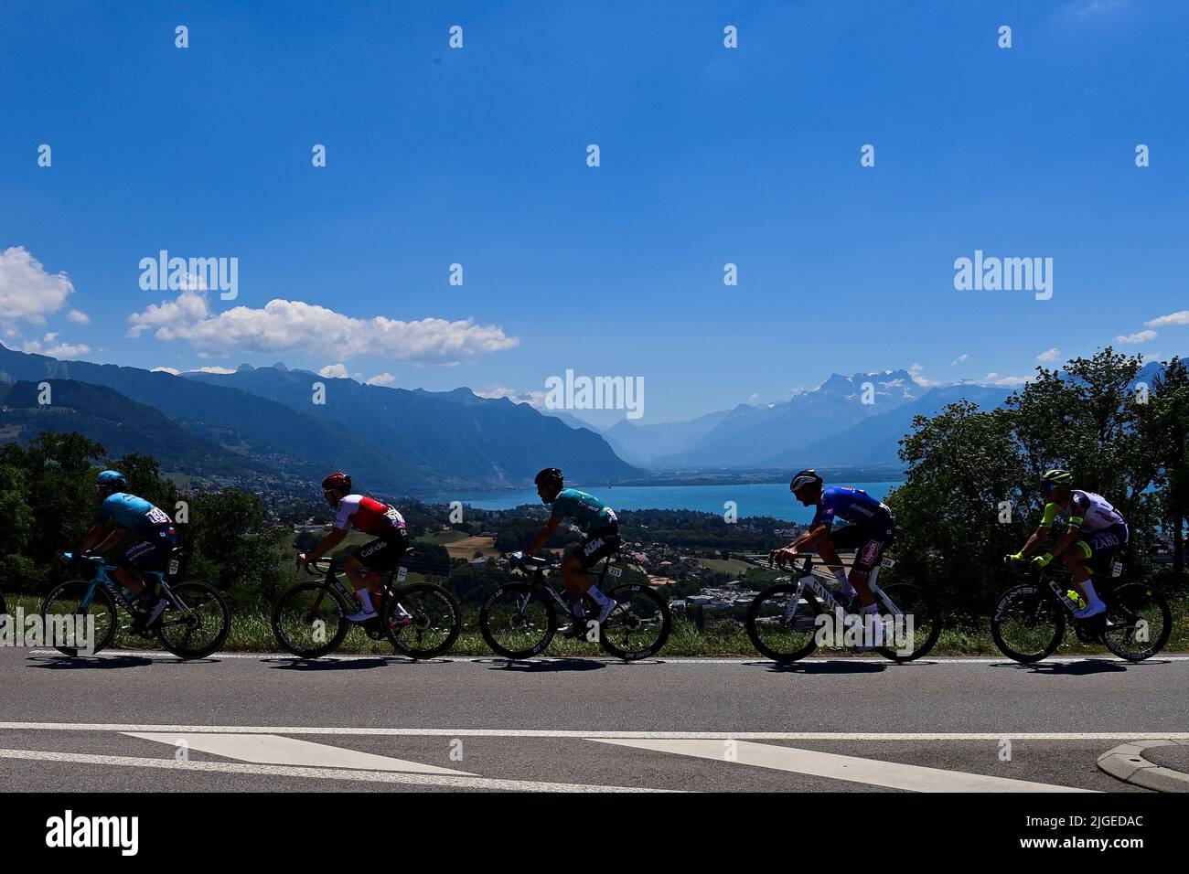 The pack of riders pictured in action during stage nine of the Tour de France cycling race, a 183km race from Aigle to Chatel les Portes du Soleil, France, on Sunday 10 July 2022. This year's Tour de France takes place from 01 to 24 July 2022. BELGA PHOTO POOL PETE GODING - UK OUT Stock Photo