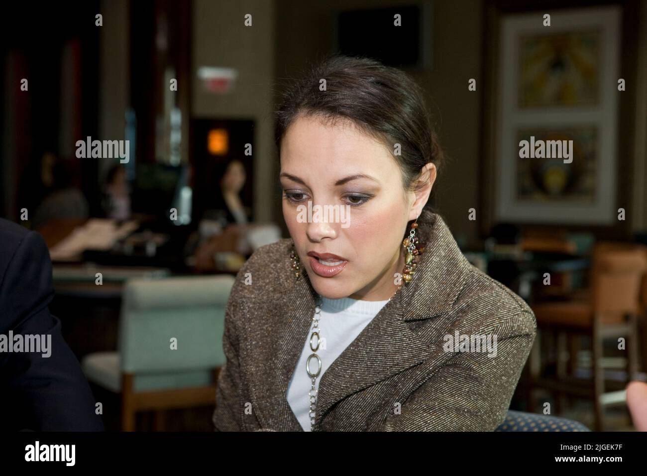 Barbara Padilla plays blackjack at Foxwoods Stock Photo Alamy