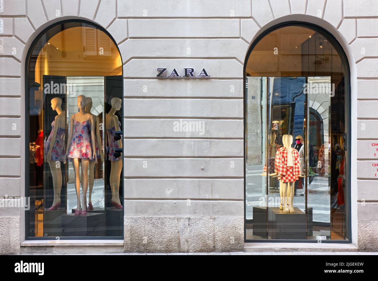 TRIESTE, Italy - March 25, 2022: Two shop windows of the clothing store of  the brand Zara in the downtown district Stock Photo - Alamy