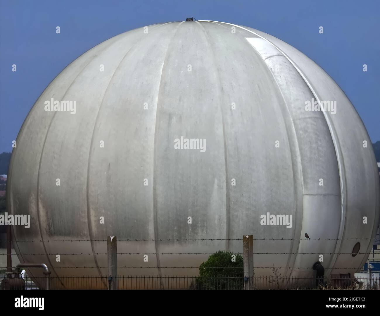 Liquifies gas tank supply power Stock Photo Alamy