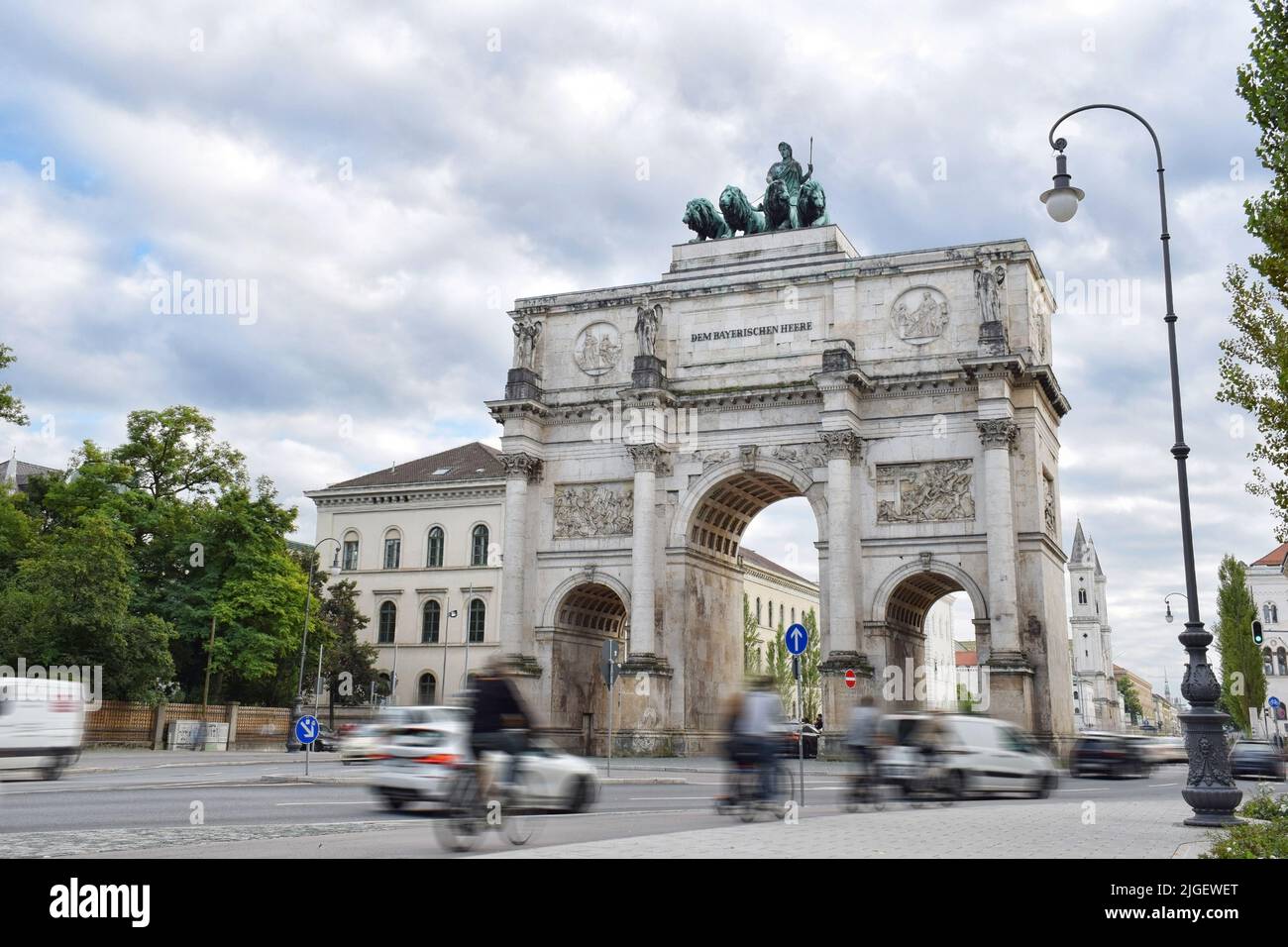 Triump arch munchen hi-res stock photography and images - Alamy