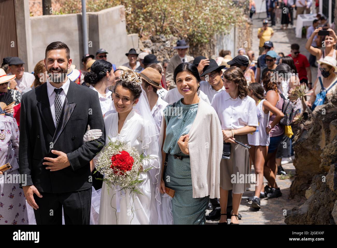 Chirche, Tenerife, 10 July 2022. A mock wedding is celebrated. Villagers celebrate the Día de tradiciones, Day of Traditions in the small mountain village where they renact scenes from the rural lifestyle lived by their ancestors in the 1940s Stock Photo