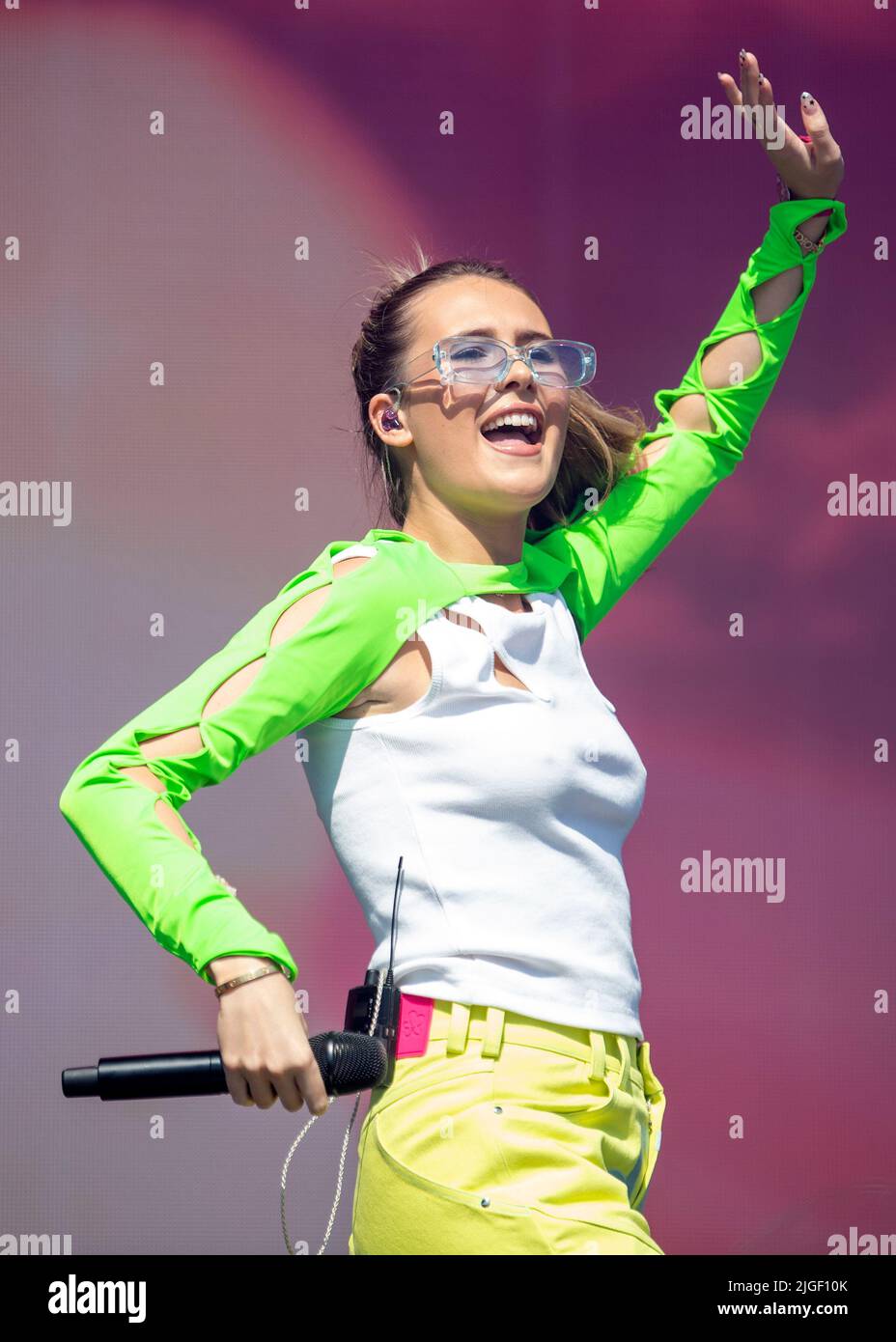 Mimi Webb performing on the main stage at the TRNSMT Festival at