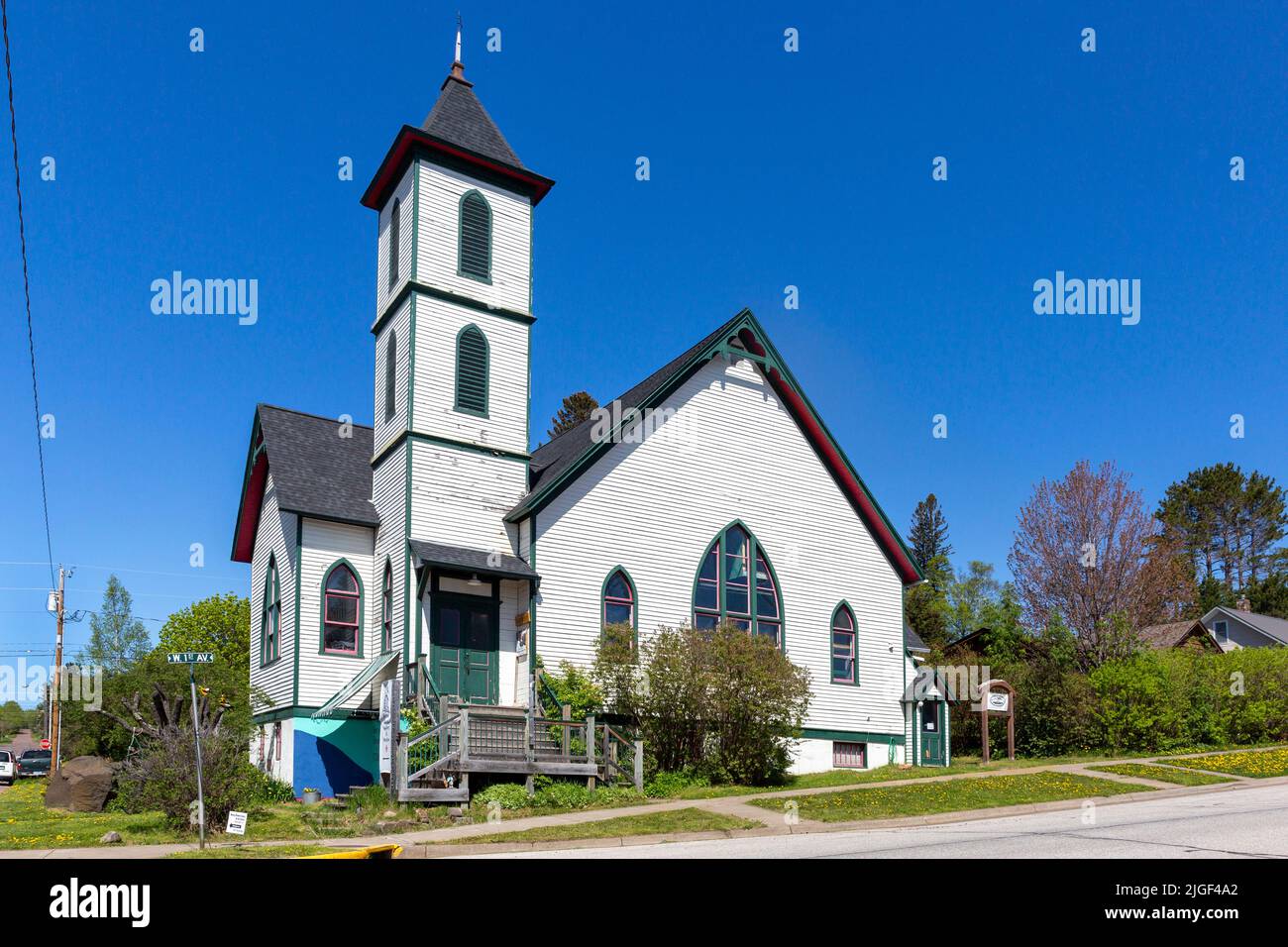 Betsy Bowen Gallery and Art Studios adaptive reuse of a 1903 Norwegian Lutheran church in Grand Marais, Minnesota Stock Photo