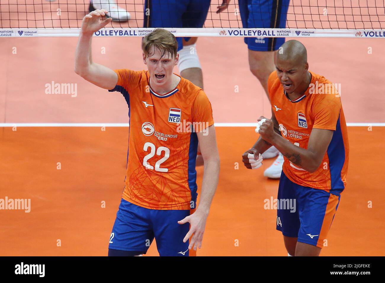 Gdansk, Poland. 10th July, 2022. Twan Wiltenburg (L) and Nimi Abdel Aziz (R) of the Netherlands during the 2022 men's FIVB Volleyball Nations League match between Italy and the Netherlands in Gdansk, Poland, 10 July 2022. Credit: PAP/Alamy Live News Stock Photo
