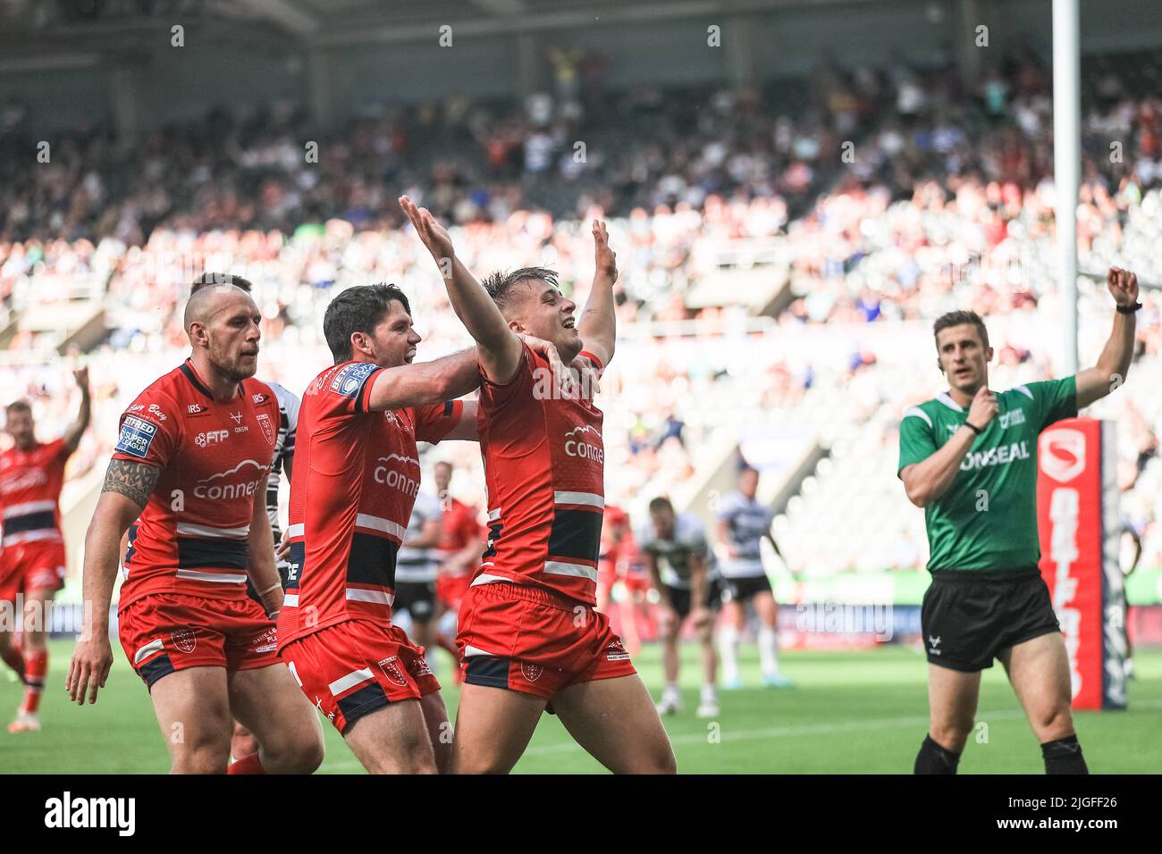 Mikey Lewis #20 of Hull KR celebrates his try Stock Photo