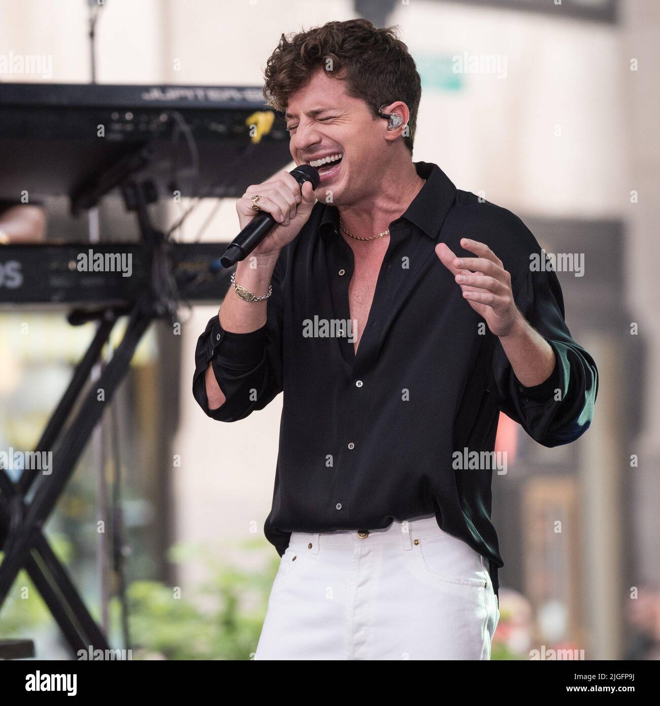 New York, NY, USA. 8th July, 2022. Charlie Puth on stage, NBC 