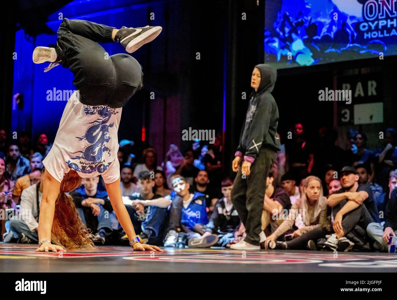 People watching world cup finals hires stock photography and images