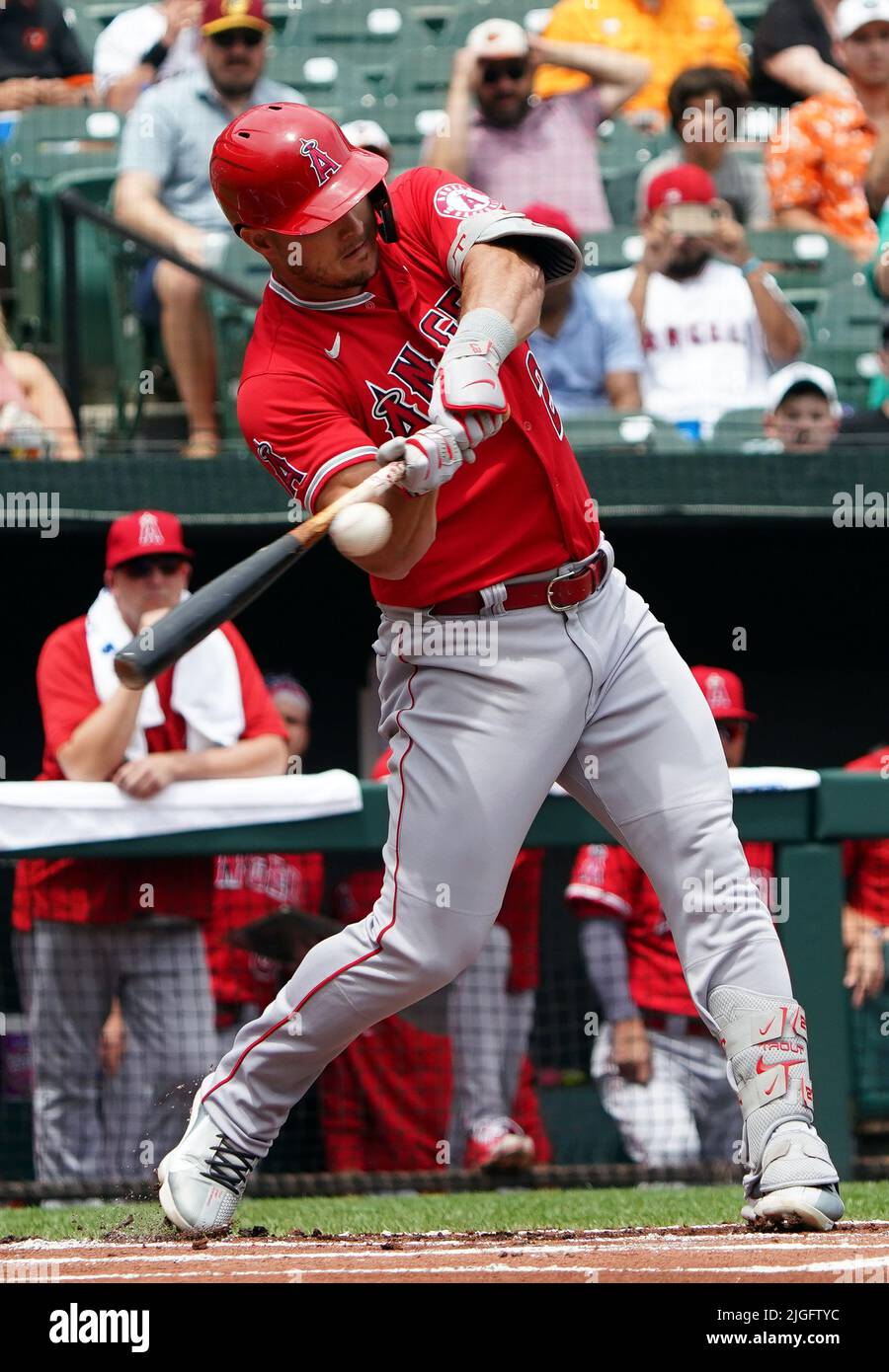  Super7 MLB Supersports: Los Angeles Angels Mike Trout Reaction  Figure, Multicolor : Sports & Outdoors