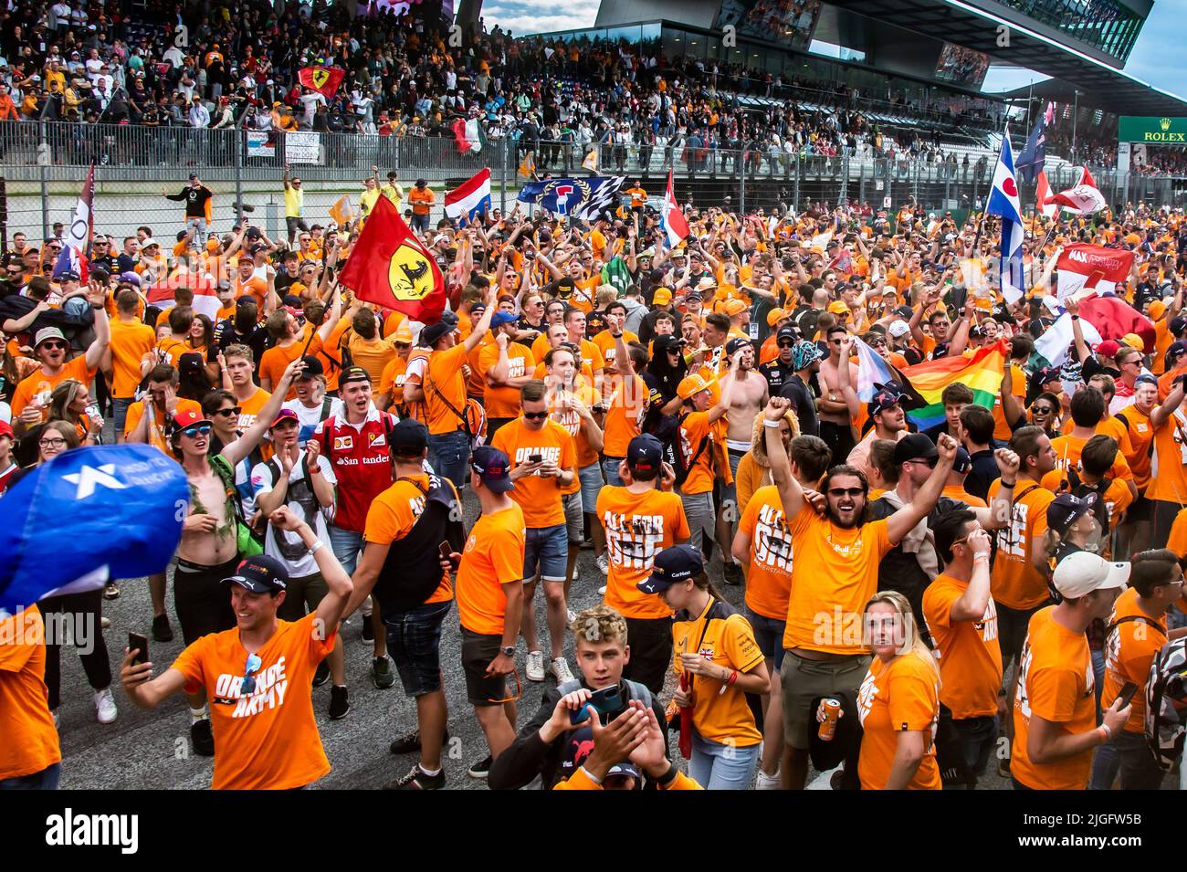 SPIELBERG, Austria. 10th July, 2022. FANS from the Netherlands - F1 race at the Red Bull Ring, Oesterreich Ring, Formula One, AUSTRIAN Grand Prix, Grosser Preis von OESTERREICH, GP d'Autriche, Motorsport, Formel1, Fee liable image, Copyright © ATP images/ Cristiano BARNI (BARNI Cristiano/ATP/SPP) Credit: SPP Sport Press Photo. /Alamy Live News Stock Photo