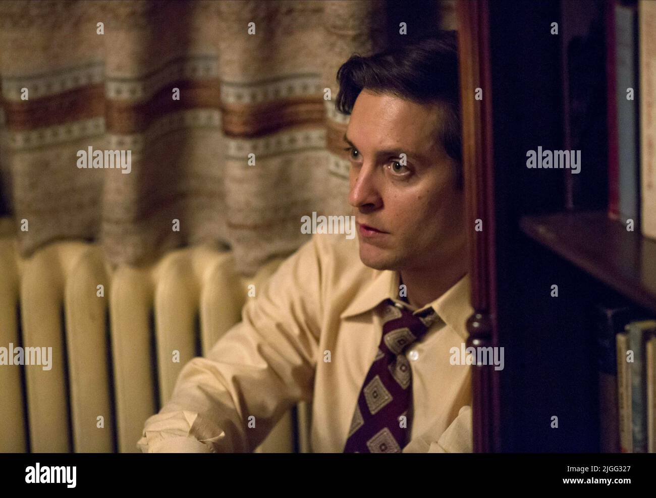 Pawn sacrifice hi-res stock photography and images - Alamy