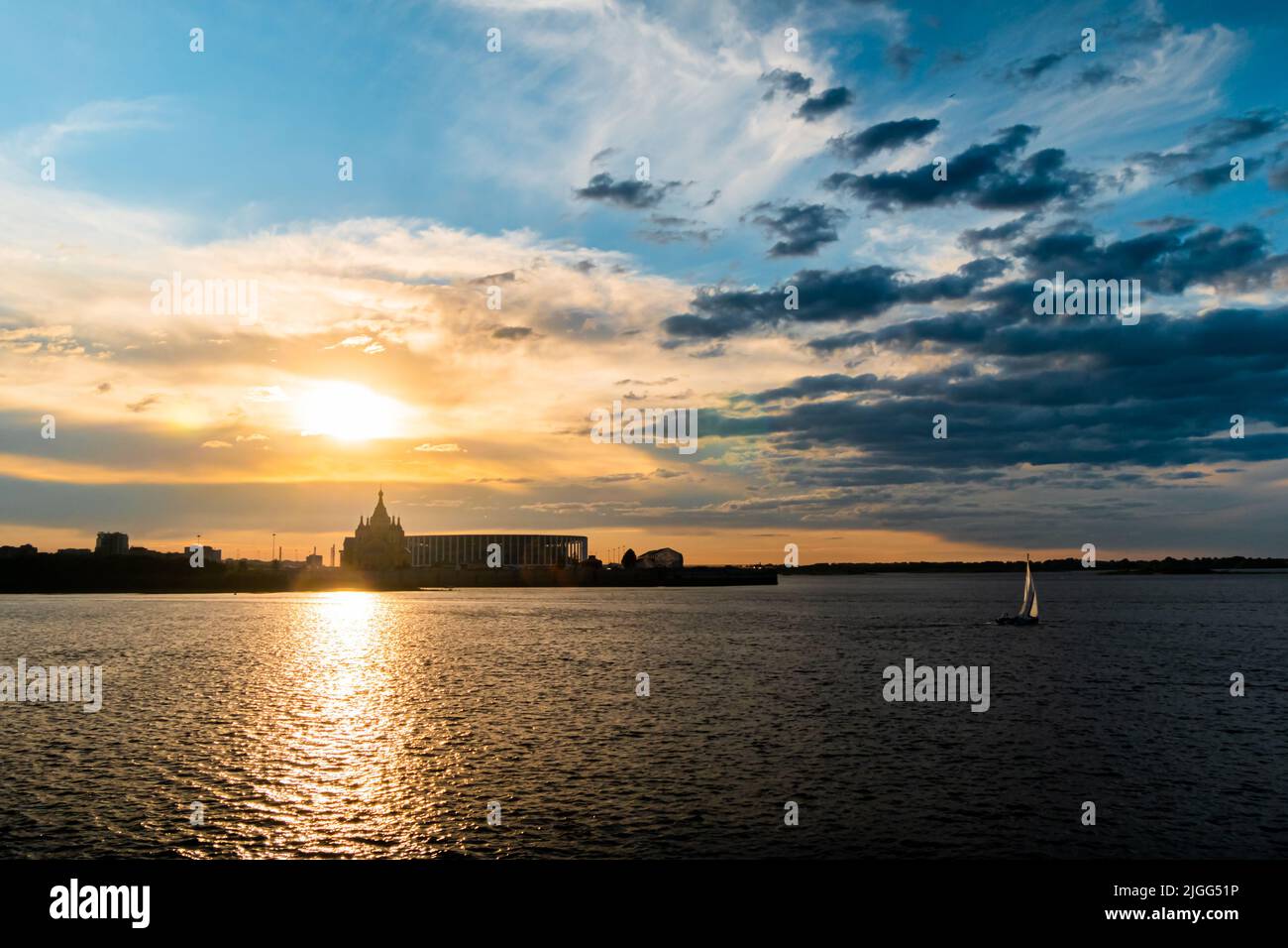 Dramatic colorful golden susnet sky over the Volga river Stock Photo ...