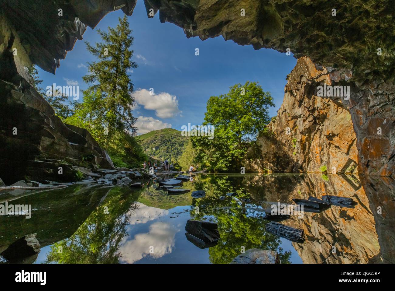 Rydal, English Lake District, Cumbria, UK. 10th July 2022. UK Weather. A very hot summer evening from Rydal in the excellent English Lake District. Temperatures of twenty five degrees today and they are expected to rise in the coming weeks. Credit greenburn/Alamy Live News Stock Photo