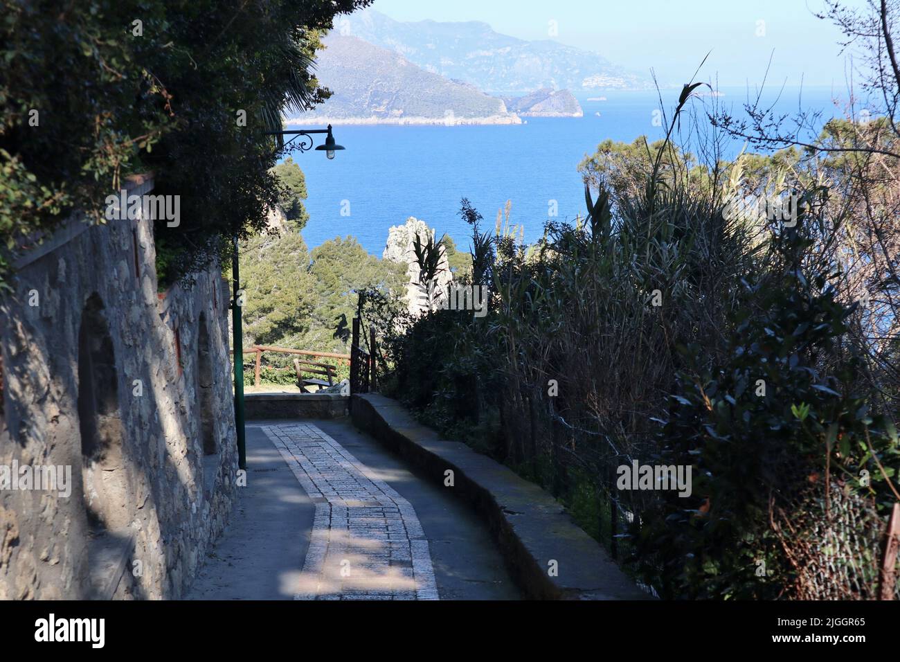 Sentiero panoramico naturale hi-res stock photography and images - Alamy