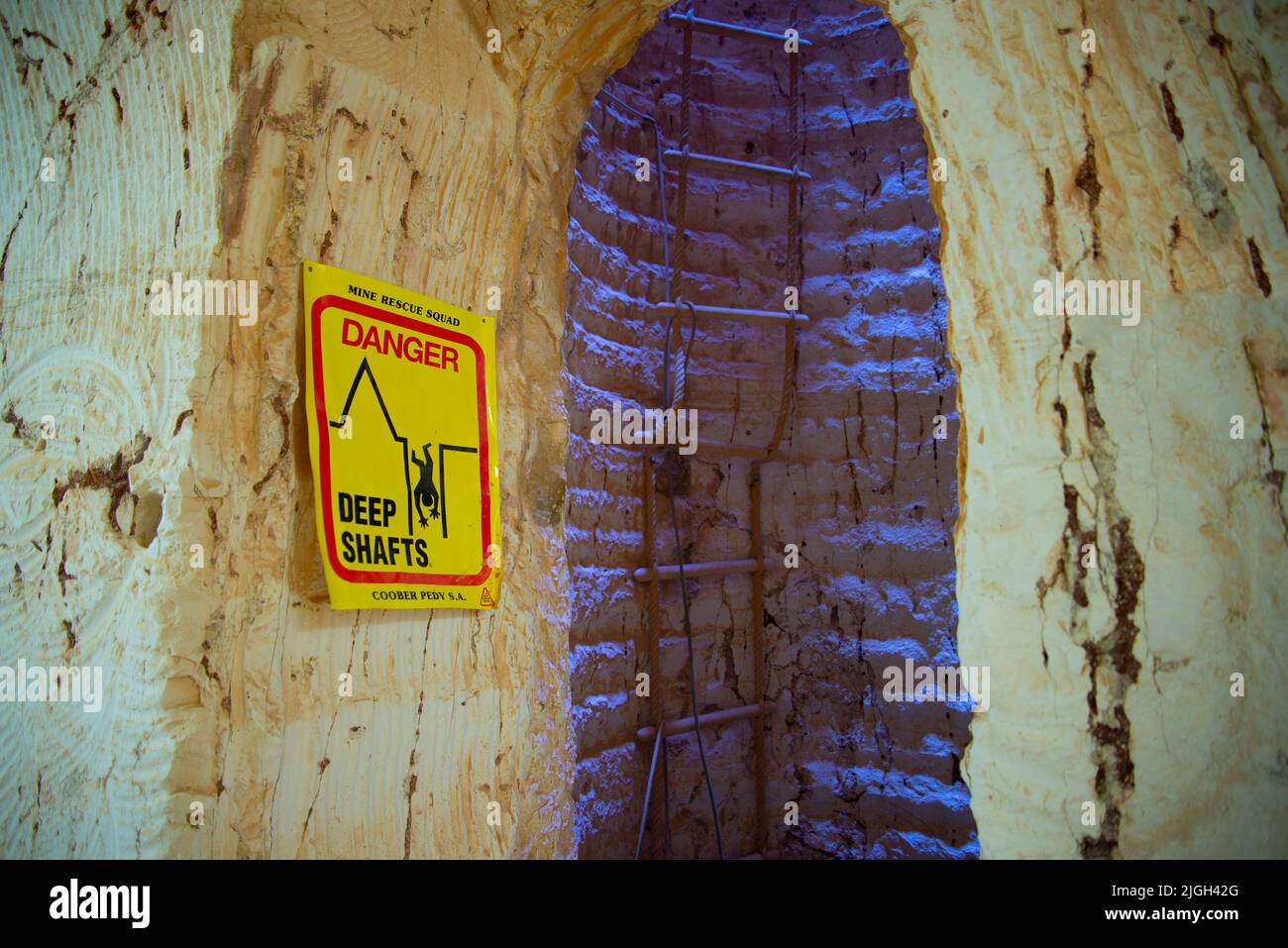 Open Mining Shaft Coober Pedy Australia Stock Photo Alamy