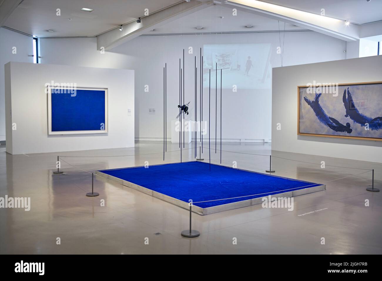 Yves Klein, Monochrome bleu sans titre (IKB Godet), 1958. Modern and Contemporary Art Museum (MAMAC), Nice, France. Stock Photo
