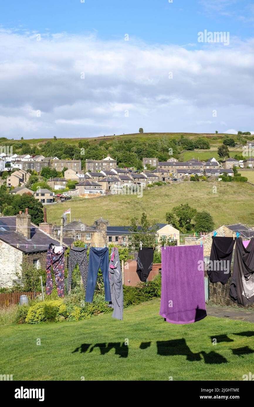 Haworth, West Yorkshire, UK. Washing hanging out to dry at Haworth. Stock Photo