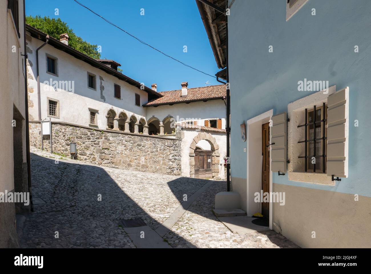 Tiridin hires stock photography and images Alamy