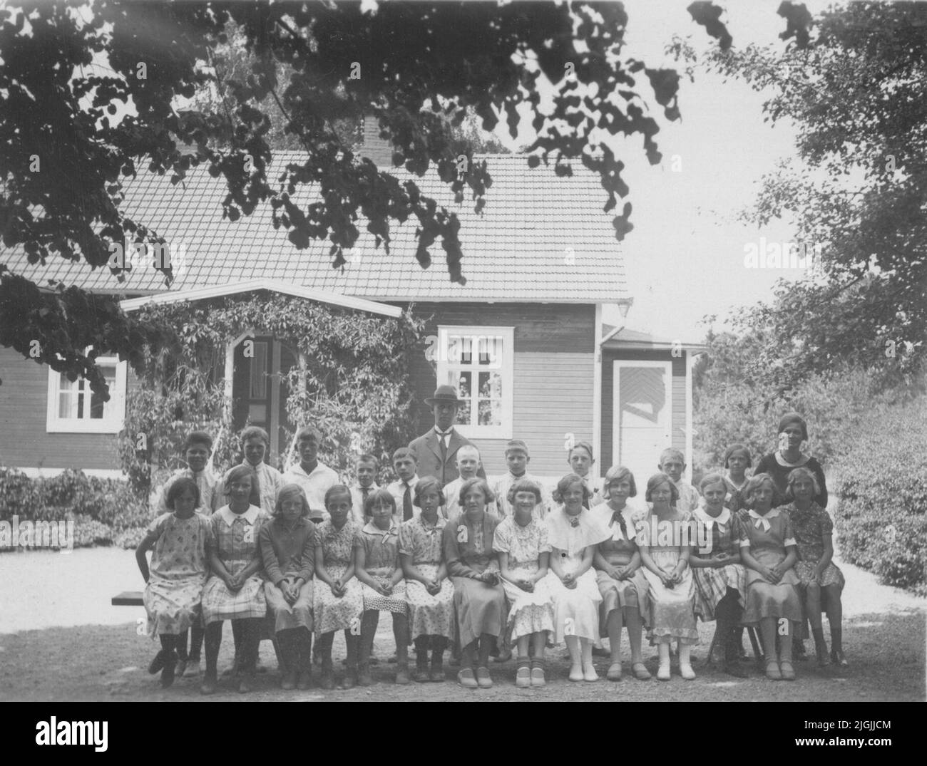 Group photography school class Black and White Stock Photos & Images ...