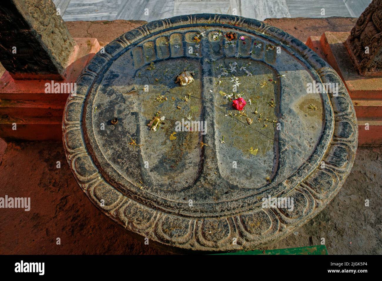 Buddhas footprints hi-res stock photography and images - Alamy