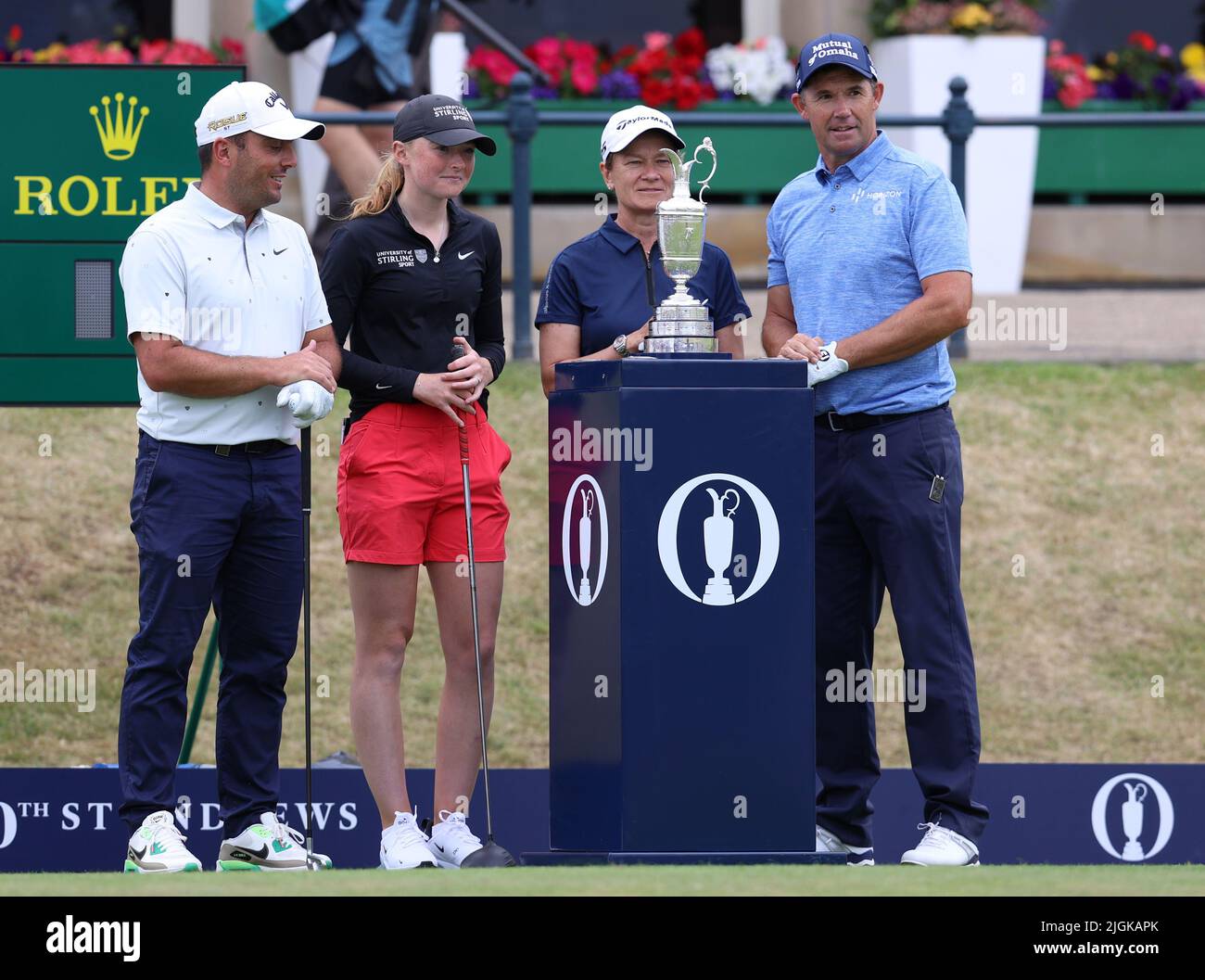 St Andrews, Fife, Scotland, UK. St Andrews, Fife, Scotland, UK. 11th July 2022, Old Course at St Andrews, St Andrews, Fife, Scotland; The Open Golf Championship pre-tournament activities; Francesco Molinari, Louise Duncan, Catriona Matthew and Padraig Harrington pose for a photo with the Claret Jug Credit: Action Plus Sports Images/Alamy Live News Credit: Action Plus Sports Images/Alamy Live News Stock Photo