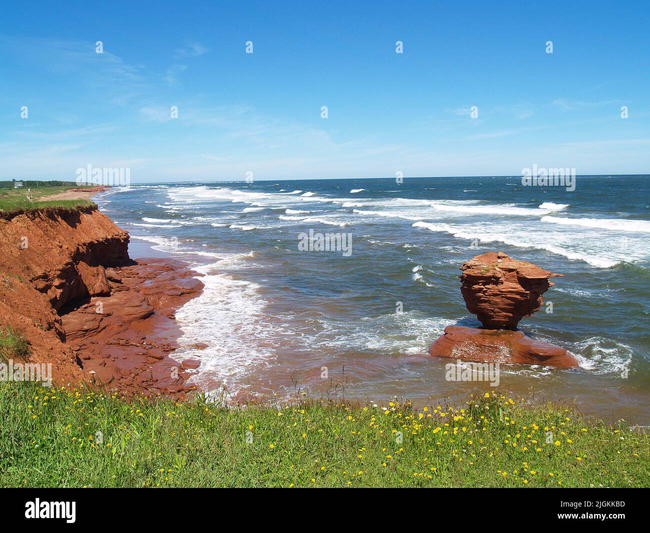 Teapot Rock, Thunder Cove beach,PEI Stock Photo Alamy