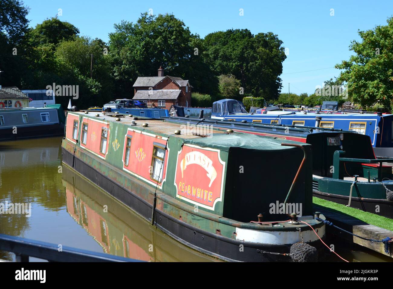 Canal barge moored at Nantwich Marina, Nantwich, Cheshire, England Stock Photo