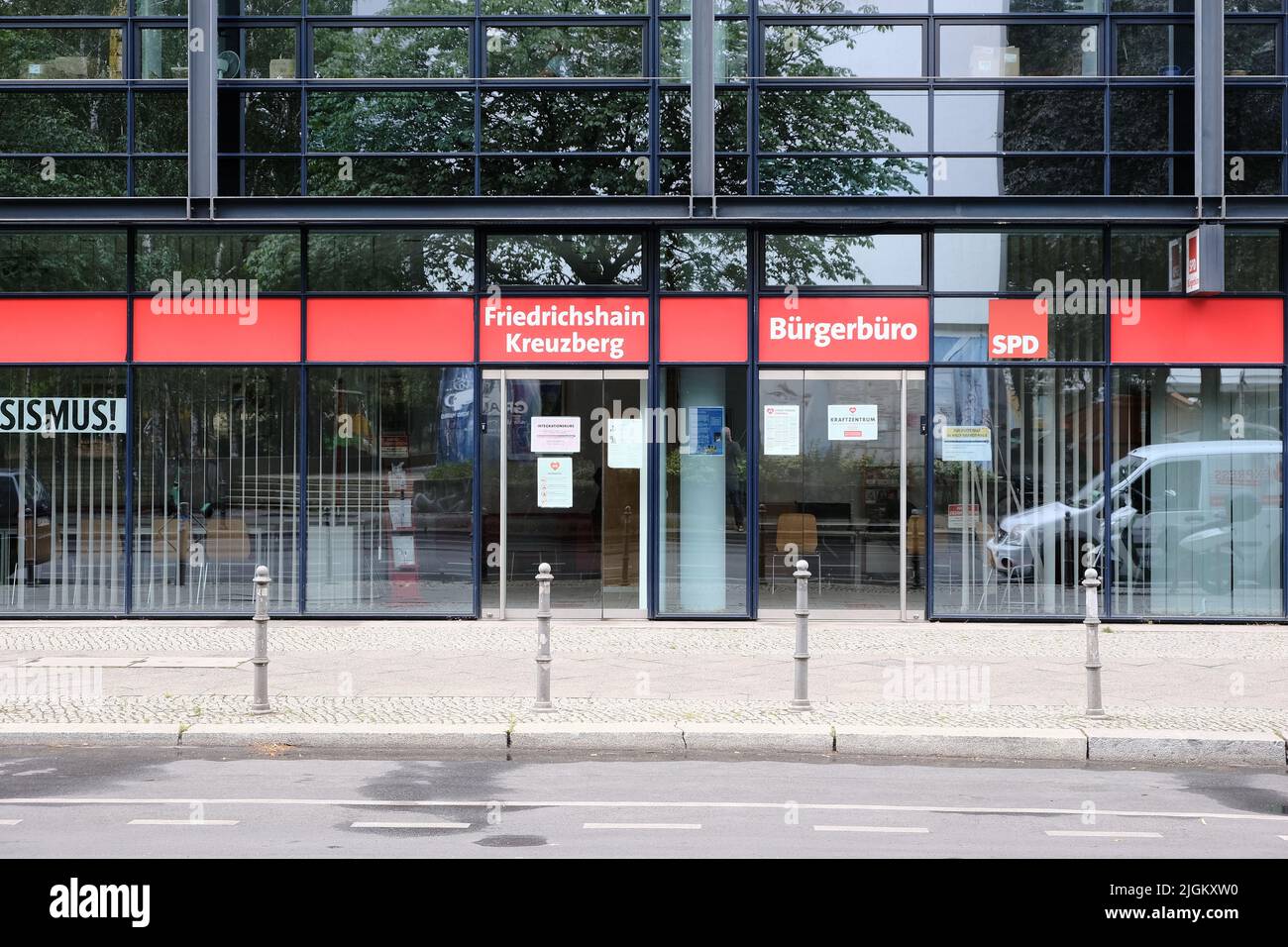 Berlin, Germany, July 1, 2022, entrance to the SPD citizens' office Friedrichshain-Kreuzberg in Wilhelmstrasse. Stock Photo