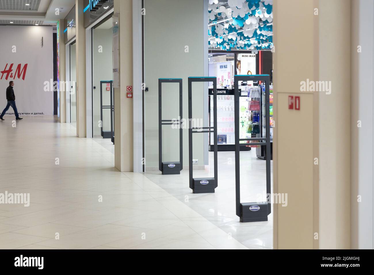 Anti theft technology hires stock photography and images Alamy