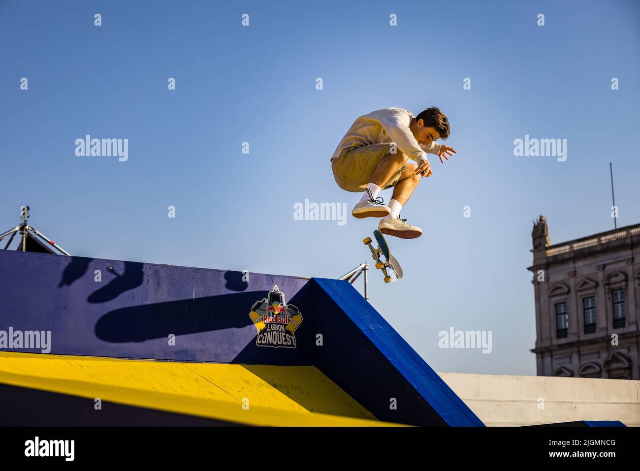 French skater hi-res stock photography and images - Page 2 - Alamy