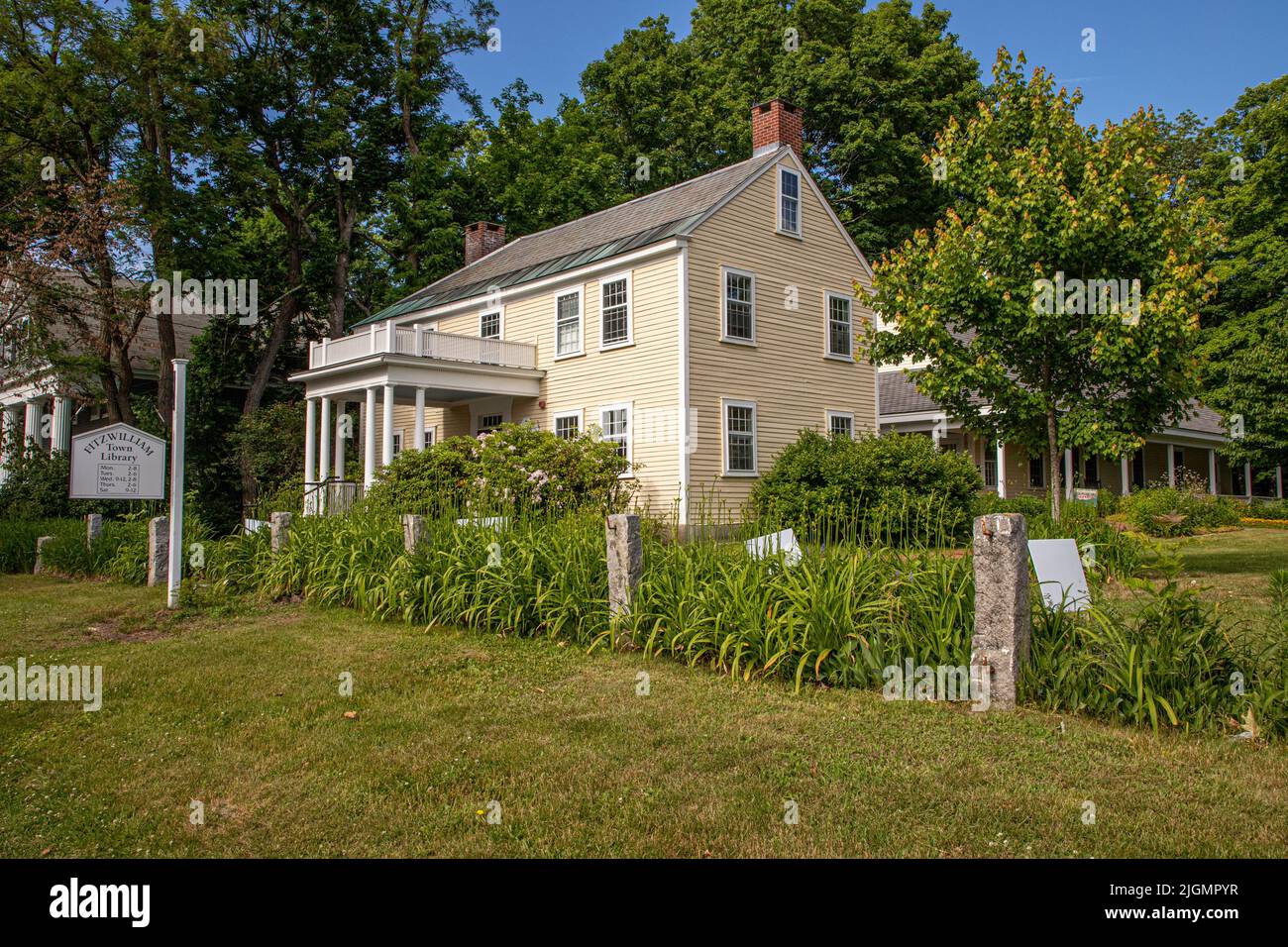 The Fitzwilliam, New Hampshire Public Library Stock Photo Alamy