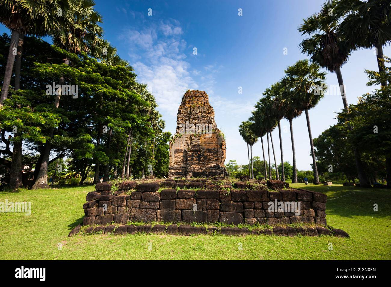 Prasat Phum Pon, Prasat Phum Phon, Thailand's oldest Khmer temple, the 6th-7th centuries, Surin, Isan(Isaan),Thailand, Southeast Asia, Asia Stock Photo