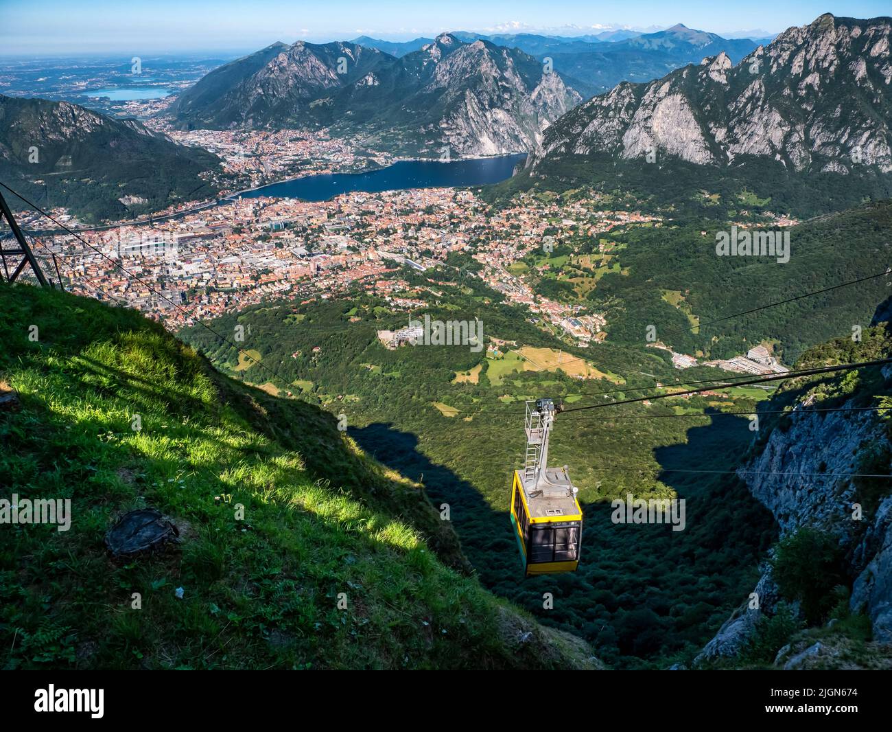Piani derna cable car hi-res stock photography and images - Alamy