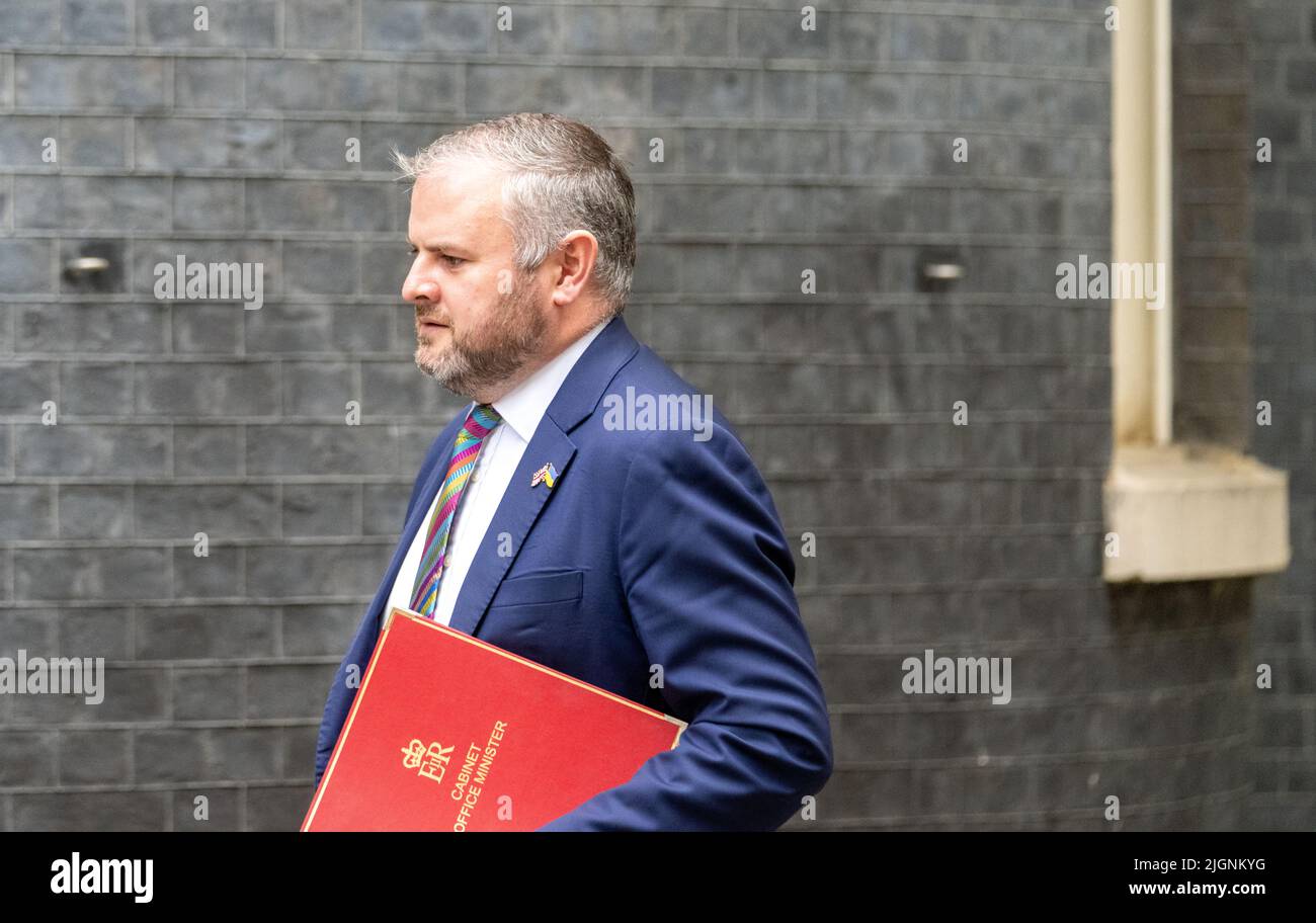 London, UK. 12th July, 2022. Andrew Stephenson MP arrives at a cabinet meeting at 10 Downing Street London. Credit: Ian Davidson/Alamy Live News Stock Photo