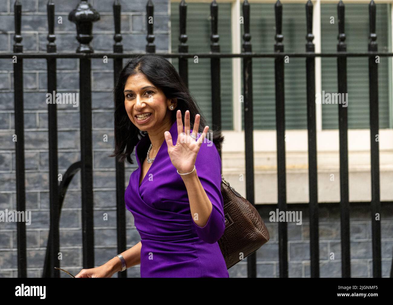 London, UK. 12th July, 2022. Suella Braverman, Attorney General, arrives at a cabinet meeting at 10 Downing Street London. Credit: Ian Davidson/Alamy Live News Stock Photo