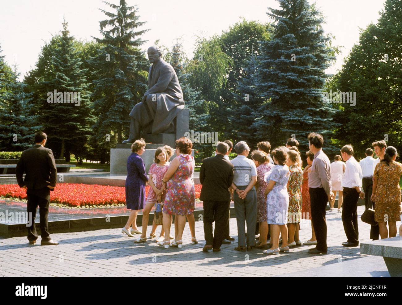 SOVIET MOSCOW tourists visit the graveyard of famous Soviet citizens