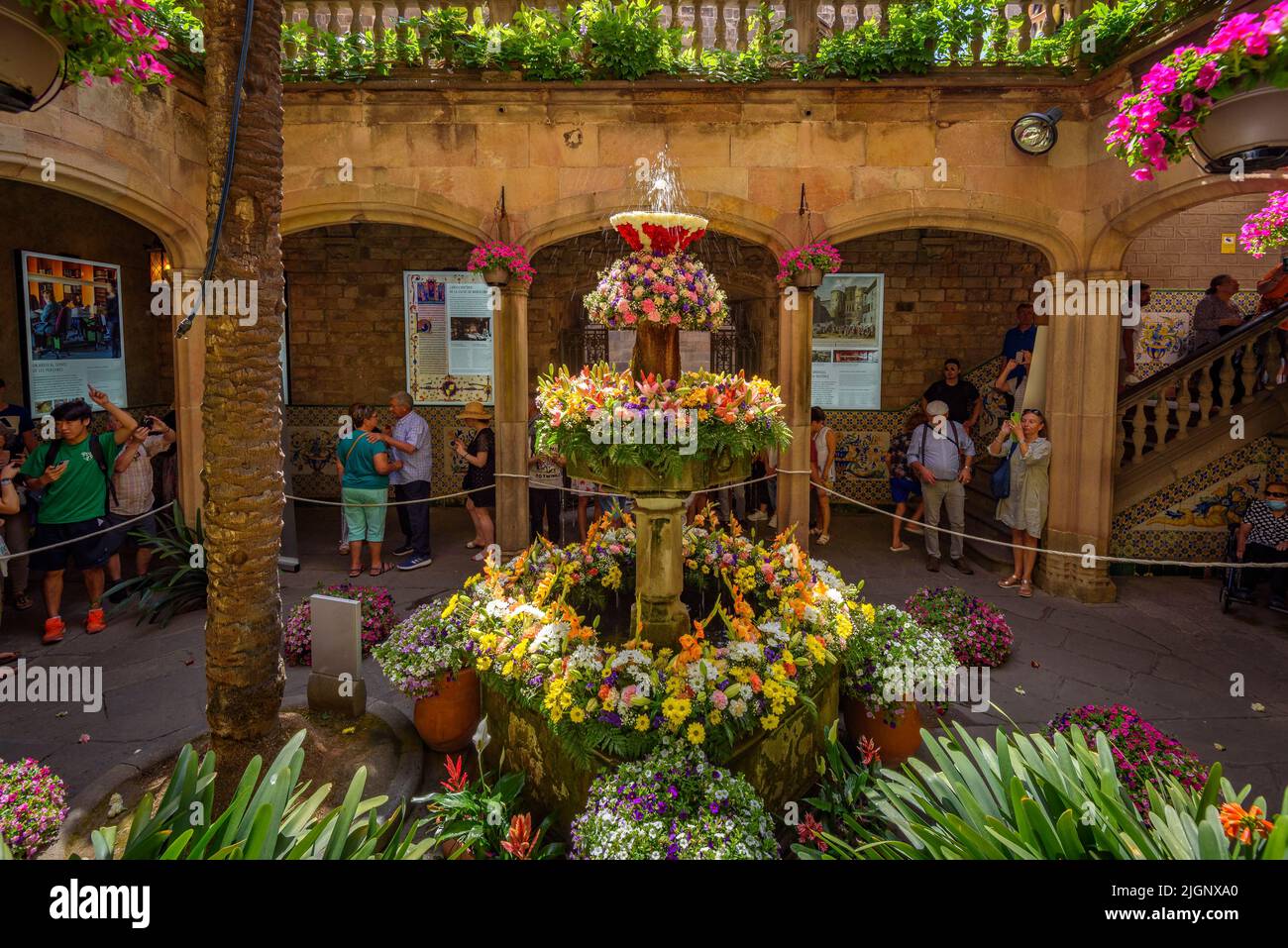Casa de l'Ardiaca (archdeacon) palace in Barcelona, current city archive. Gothic-Renaissance building from the 15th century with a garden in Corpus Stock Photo