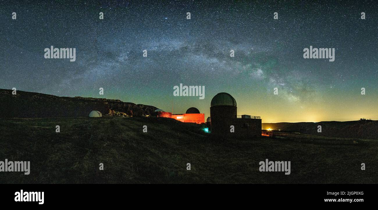 Montsec Astronomical Observatory at night with the Milky Way (Àger, Lleida, Catalonia, Spain) ESP: Observatorio Astronómico del Montsec de noche Stock Photo