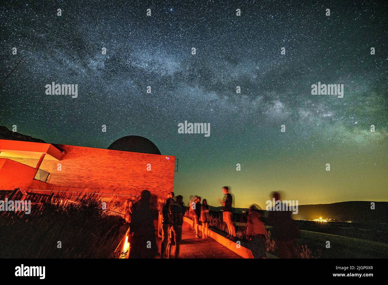 Montsec Astronomical Observatory at night with the Milky Way (Àger, Lleida, Catalonia, Spain) ESP: Observatorio Astronómico del Montsec de noche Stock Photo