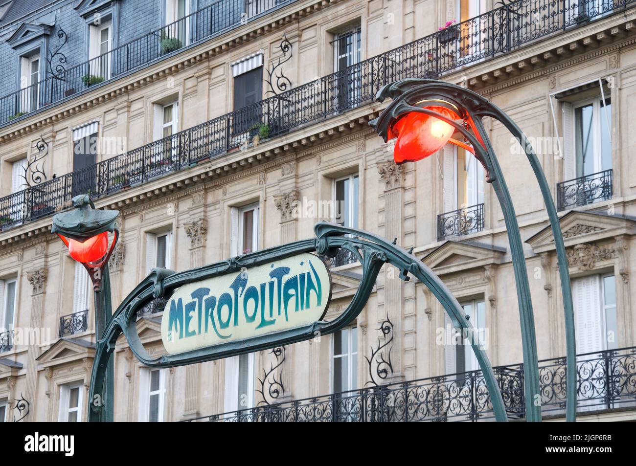 Hector guimard design hi-res stock photography and images - Alamy