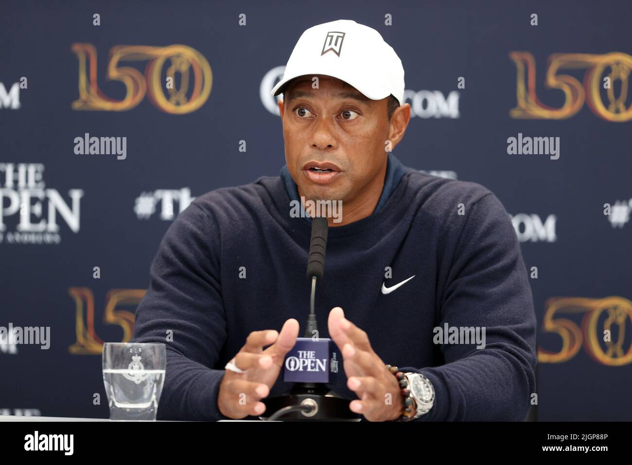 Tiger woods at the press conference hi-res stock photography and images - Page 2