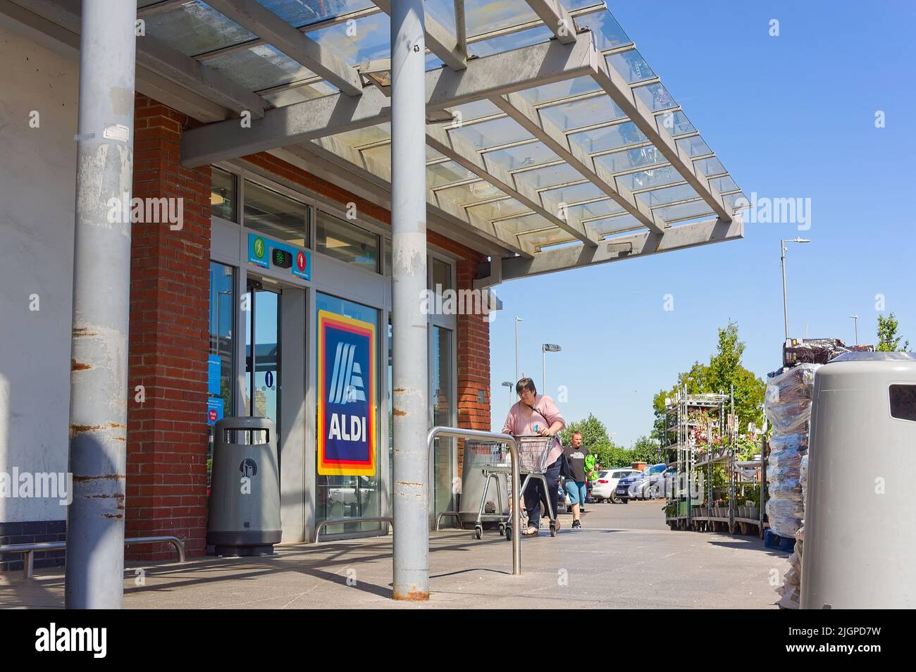 Shop entrance design logo hi-res stock photography and images - Alamy