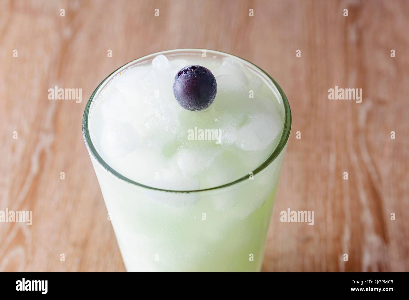 delicious natural juices to share with friends and family enjoying good