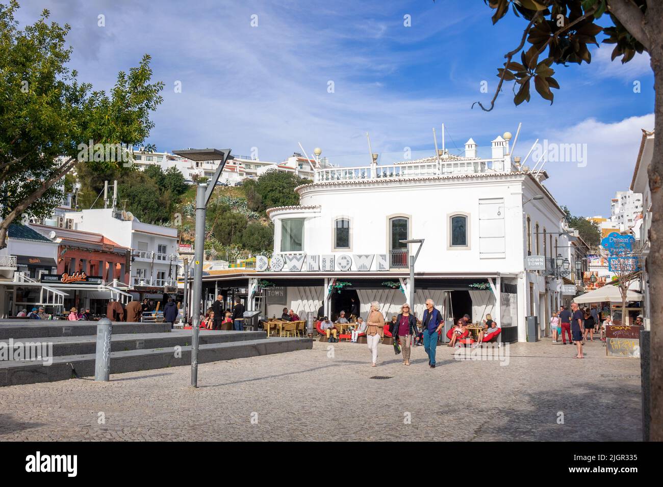Albufeira Old Town Square The Algarve Portugal Winter 2018 People Eat Outdoors At Down Town Pizza And Pasta Restaurant Stock Photo
