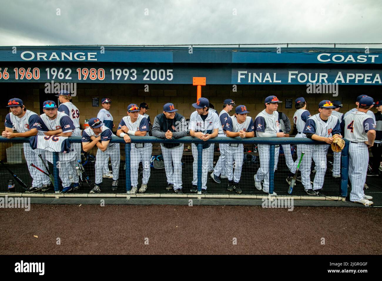 Dugout hires stock photography and images Alamy