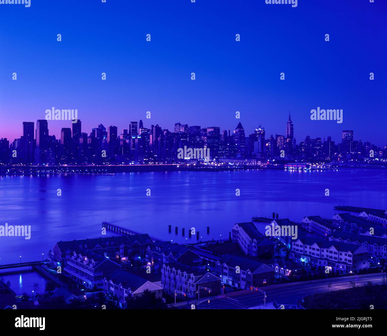 2001 HISTORICAL MIDTOWN SKYLINE HUDSON RIVER MANHATTAN NEW YORK CITY FROM WEST NEW YORK NEW