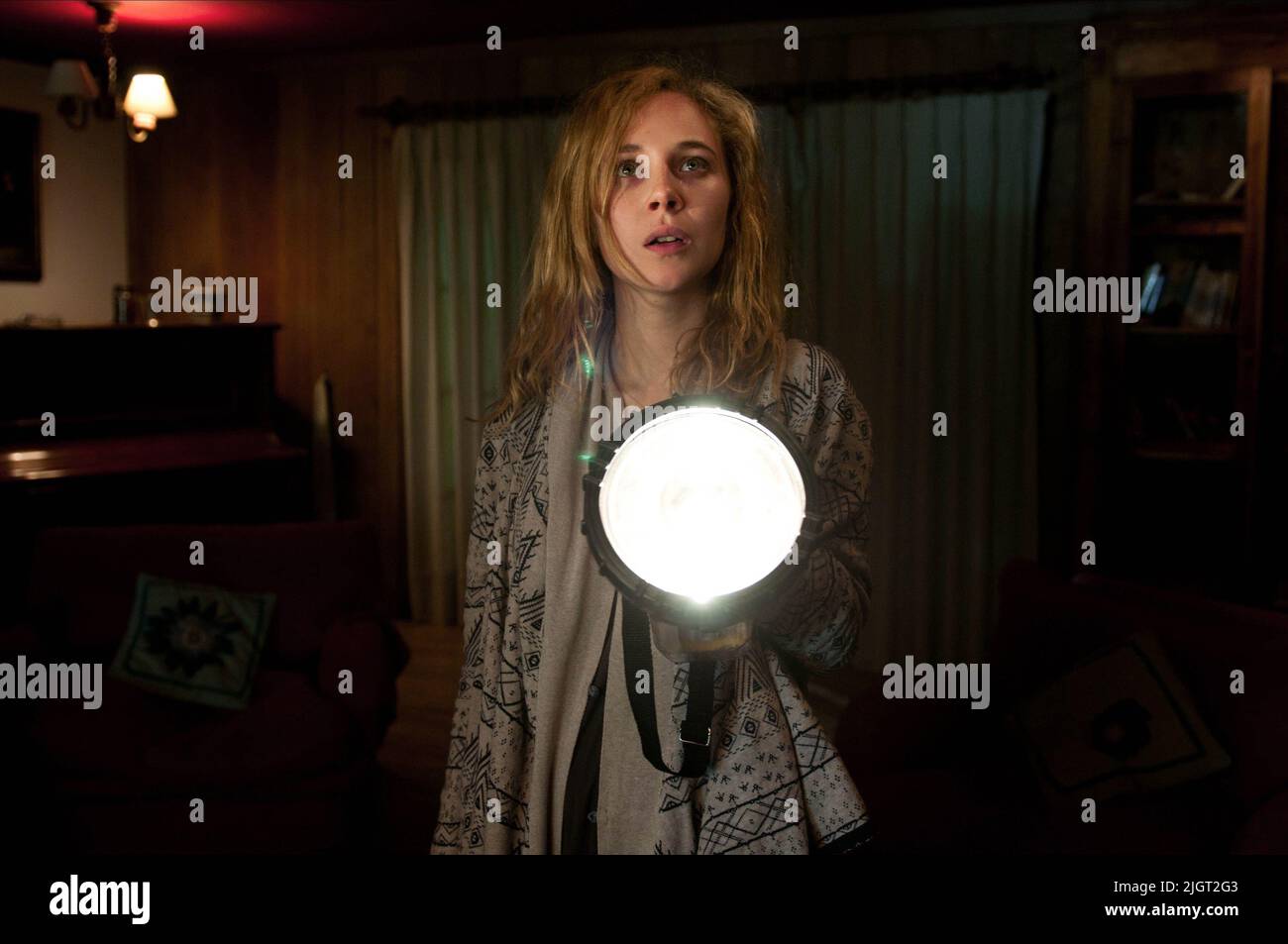 film-magic-magic-juno-temple-hi-res-stock-photography-and-images-alamy